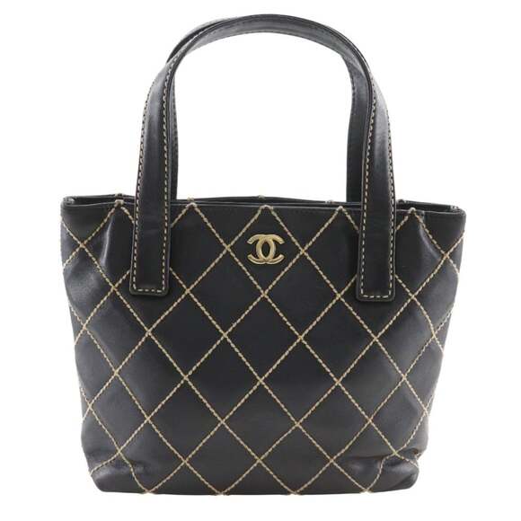 CHANEL Handbags - CHANEL Black Bag